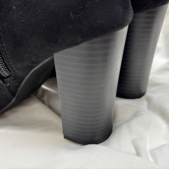 Women's Beautiful Lauran Conrad Black Knee High Boots.  Size 7 Wide - Picture 9 of 10